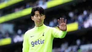 سون هيونج مين يختتم عقدًا ناجحًا مع توتنهام قبل انتقاله إلى الدوري الأمريكي